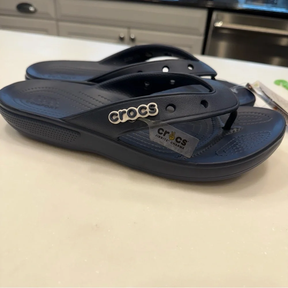 CROCS Men’s Comfort Thong Sandals NAVY Blue Side Logo Lightweight Size 11 NWT
